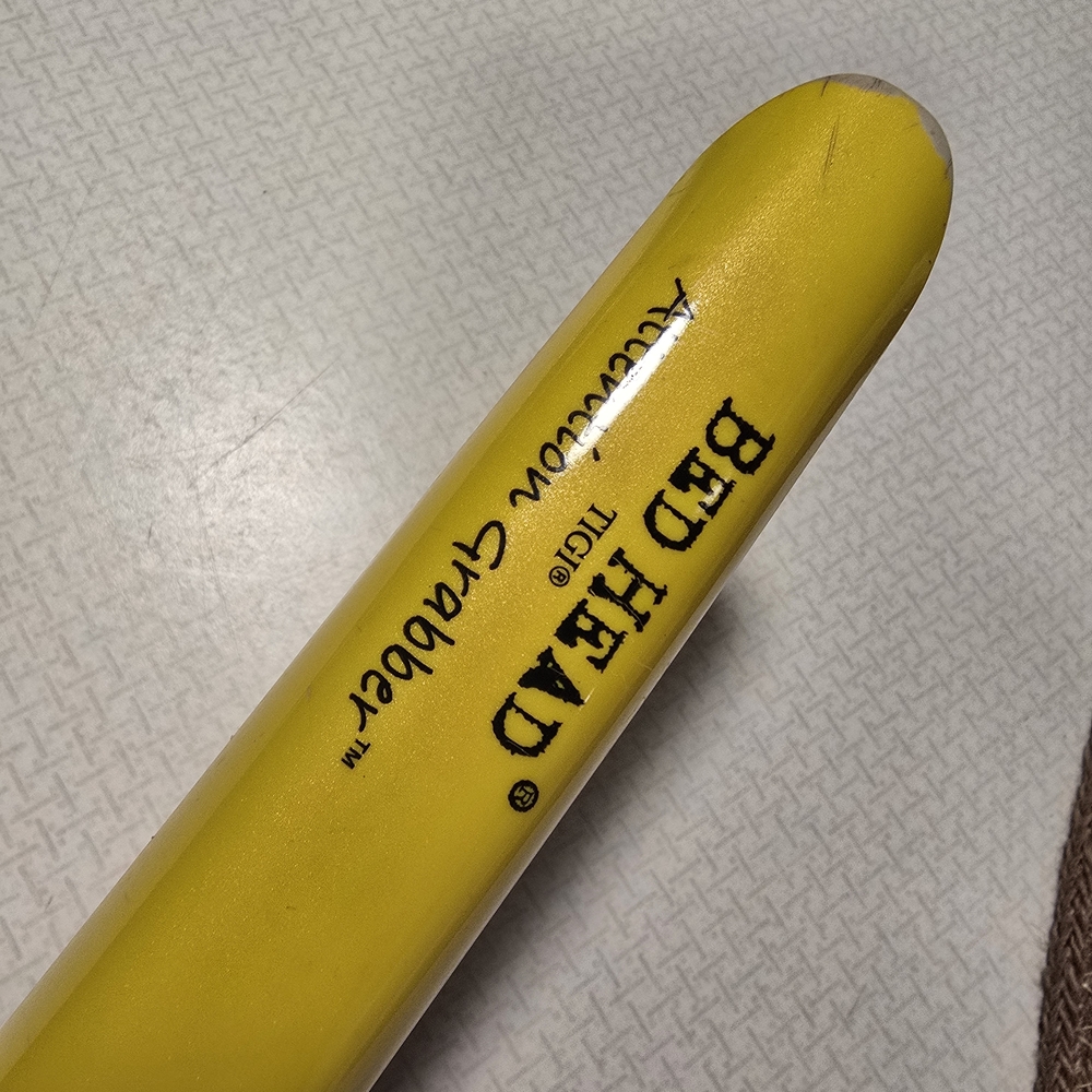 BedHead Yellow and Black Hair Straightener - Picture 6 of 8
